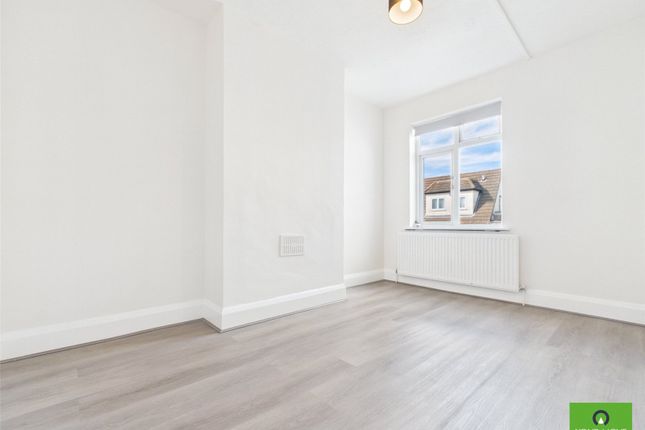 216A,, Hornchurch Road, Hornchurch photo 3