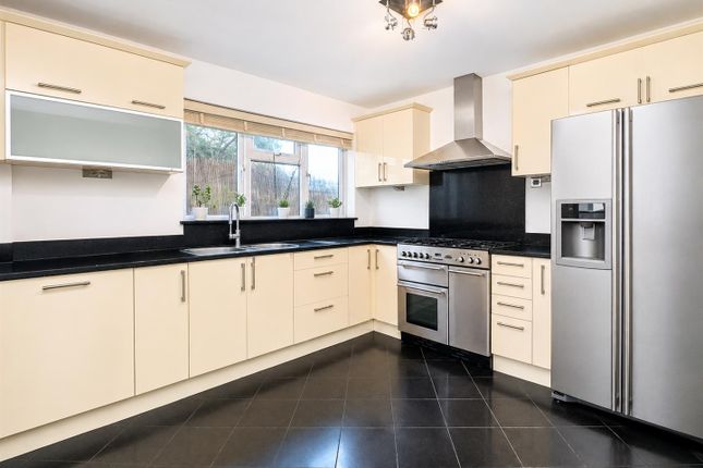 2, Alanbrooke Road, Colchester photo 3