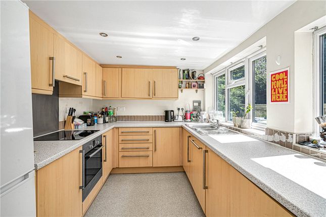 30, Albert Street, Oxfordshire photo 3