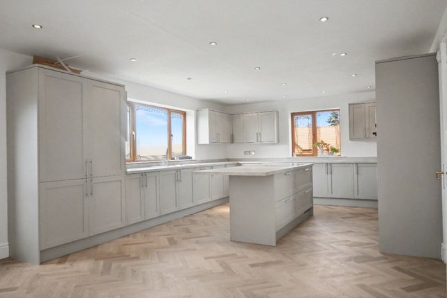 4b, Cliff Lane, Barnsley photo 3