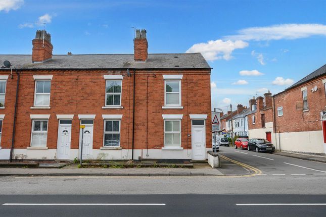 Thumbnail Terraced house for sale in Wollaton Road, Beeston, Nottingham