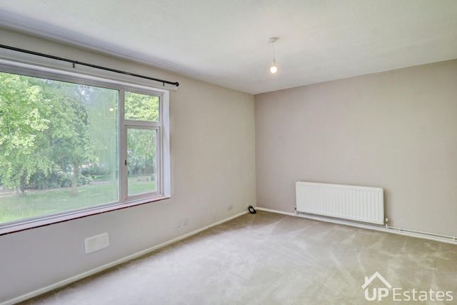 19, Church Way, Bedworth photo 4