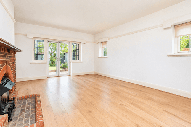15 MULGRAVE ROAD, SUTTON photo 4