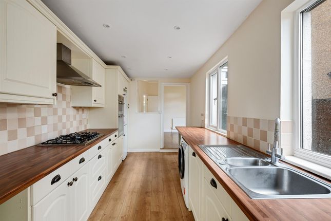 3, Great Elms Road, Bromley photo 4