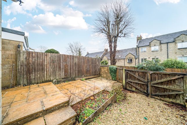 9, Churchill Way, Painswick, Stroud photo 2