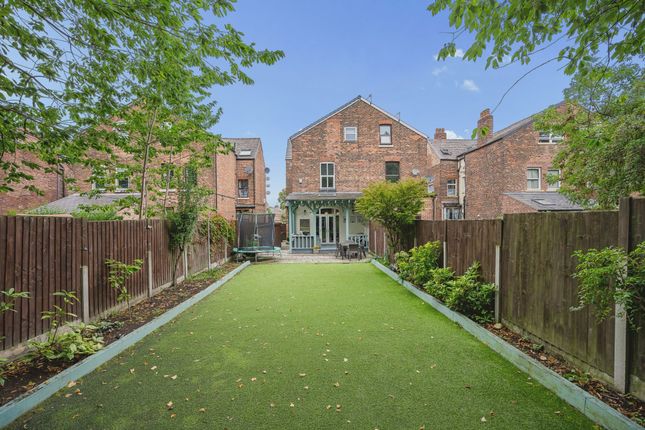 10 Brook Road, Stockport photo 4