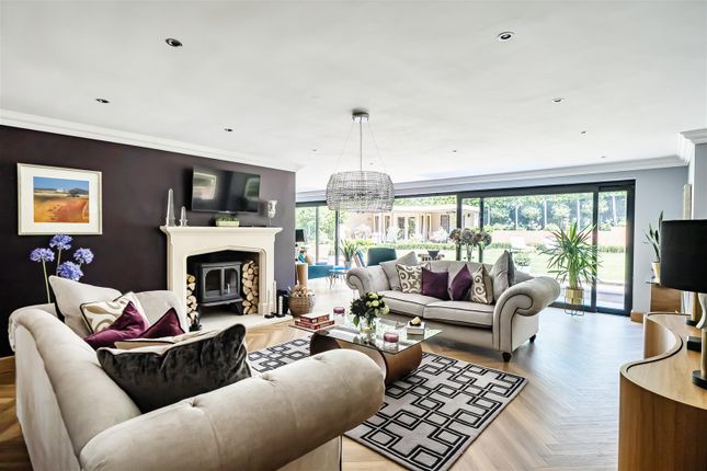 Trequites,, Woodland Drive, East Horsley photo 4