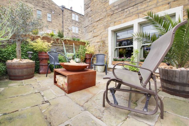 Cottage for sale in 36 High Street, Idle, Bradford