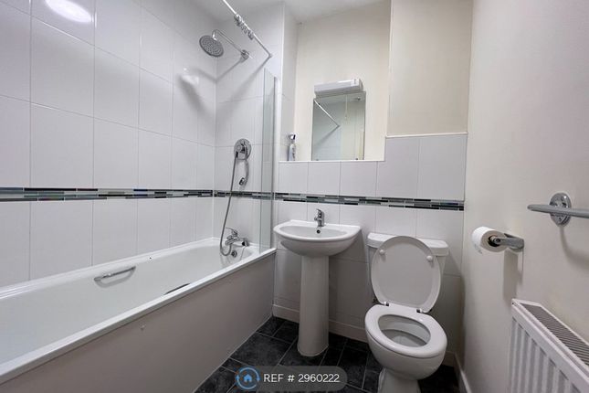 Witham Court, Bletchley, Milton Keynes photo 5