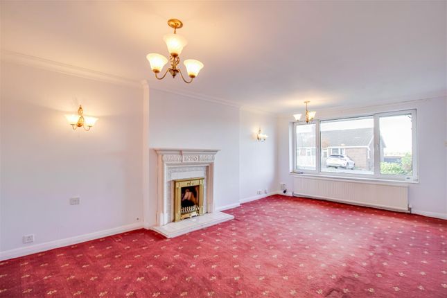 37, Oakland Drive, Wakefield photo 4