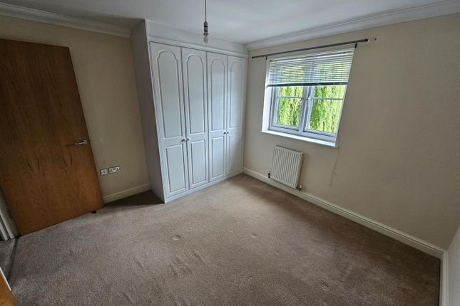 Flat 12, Chilton Place, Park Street, Aylesbury photo 4