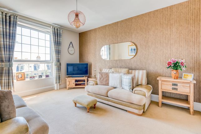 Flat 3, 68 Rouge Bouillon, Jersey photo 2