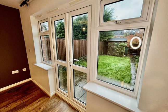 39, Carnation Way, Nuneaton photo 4