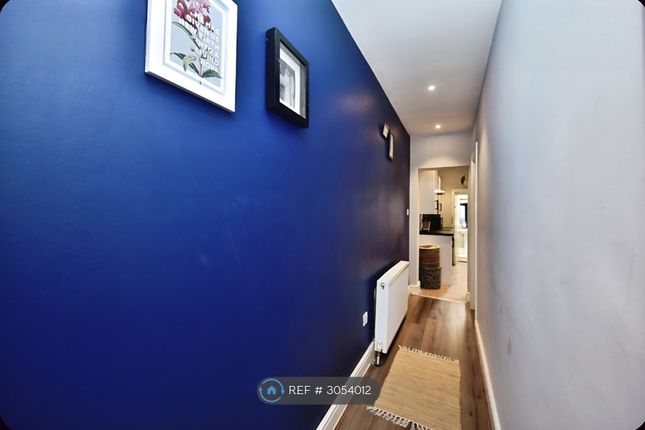 Flat   Milton Street, Maidstone photo 4