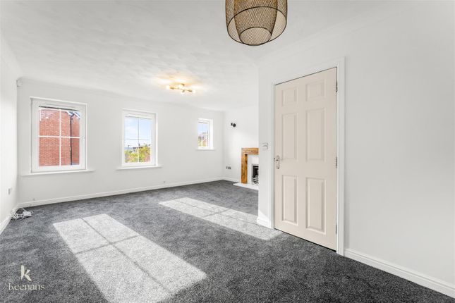 20, Wilton Close, Blackburn photo 4