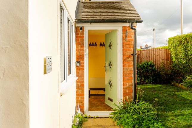 Crescent Road, Congleton photo 4