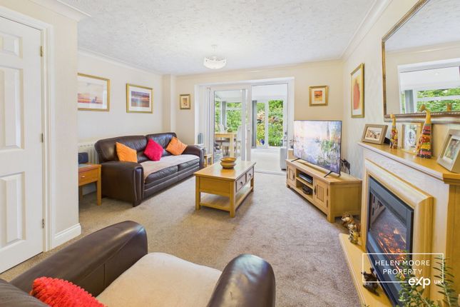5, Primrose Walk, Saltash photo 2