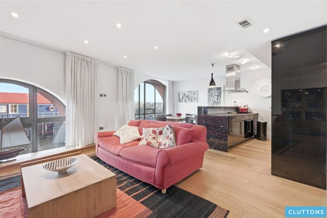 1-bed flat on Flat 1H,, China Wharf, London, £600,000