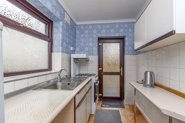 Five Oaks Road, Willenhall photo 4
