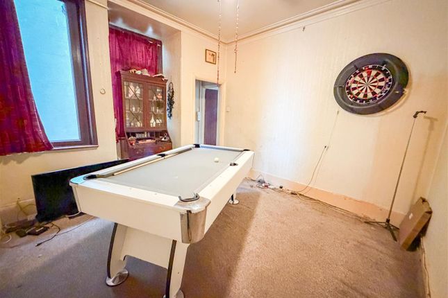 3, Hayes Road, Clacton-On-Sea photo 4