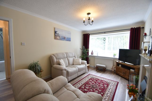 18, Heatherwood, Seafield photo 4