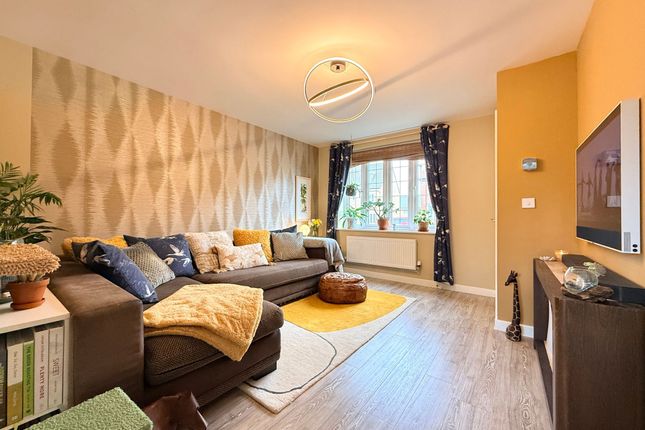 40 Proctor Way, Faringdon photo 3