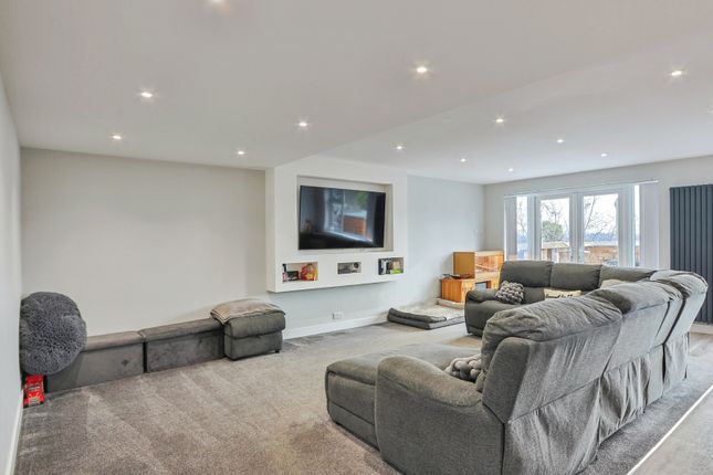 5, Franklyn Close, Dorset photo 3