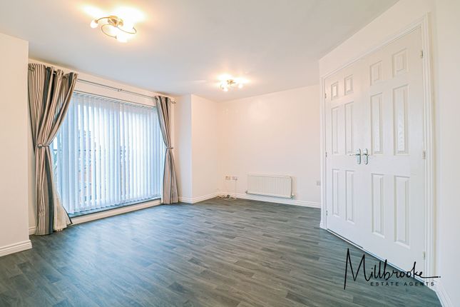 24 Hatherton Court, Manchester photo 2