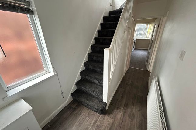 112, Chipperfield Road, Hodge Hill, Birmingham photo 2