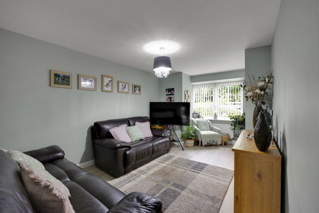 6, Collerick Close, Alsager photo 4