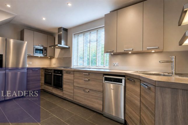 14, Claypits Avenue, Suffolk photo 4