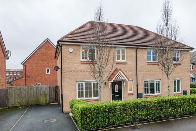 Thumbnail Semi-detached house to rent in Heyfields, Worsley