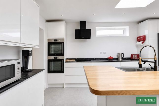 37, Templeway, Lydney photo 4
