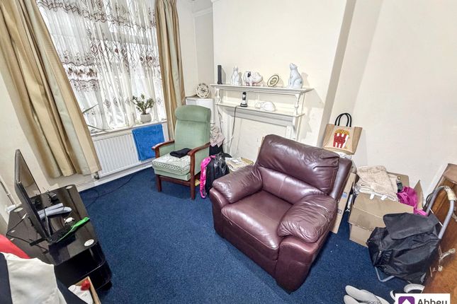27 Devana Road, Leicester photo 2