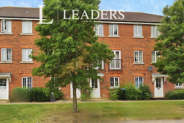 5-bed terraced on 23, Cunningham Avenue, Hertfordshire, £2,500/mo