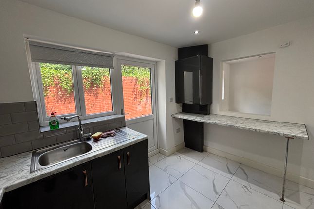 225a, LICHFIELD photo 3