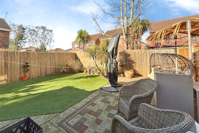61, Fair Holme View, Doncaster photo 2