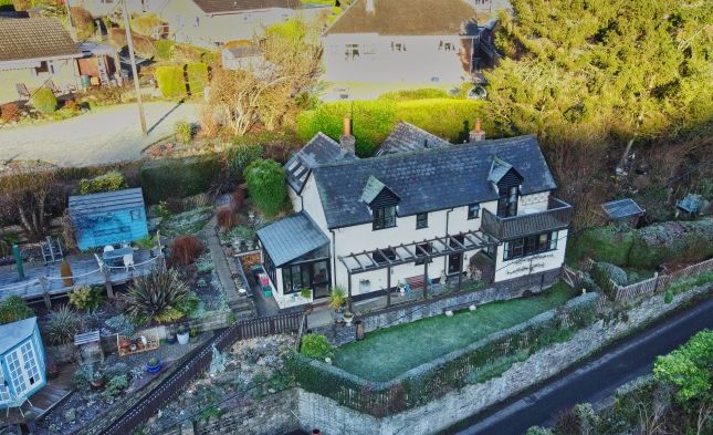 Thumbnail Cottage for sale in Mill Road, Knighton