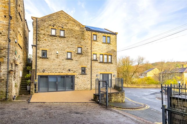 10, Old Turnpike, Holmfirth photo 3