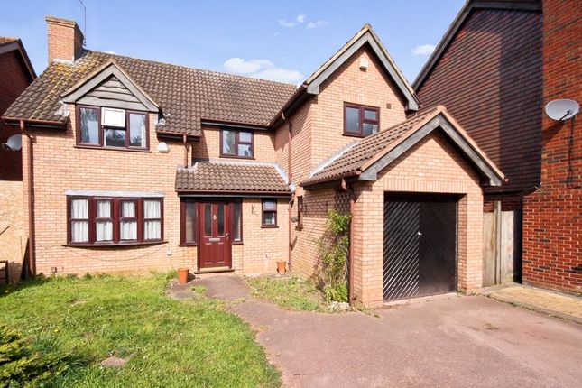 Thumbnail Detached house for sale in Darris Close, Yeading, Hayes