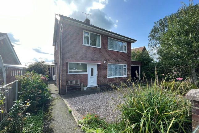 Detached house for sale in Chewton Avenue, Eastwood, Nottingham