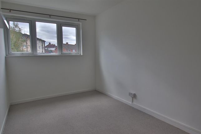 77, Despenser Road, Tewkesbury photo 3