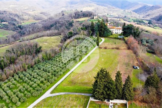 Villa for sale in Vicchio, Tuscany, 50039, Italy