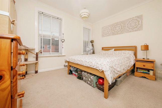 Terraced house for sale in Bramford Road, Ipswich