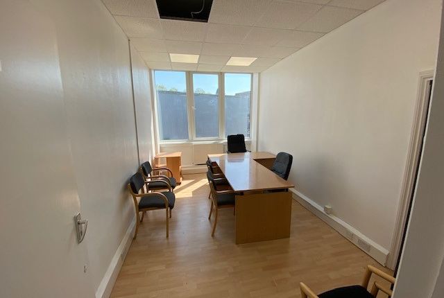 Thumbnail Office to let in Rosslyn Crescent, Harrow