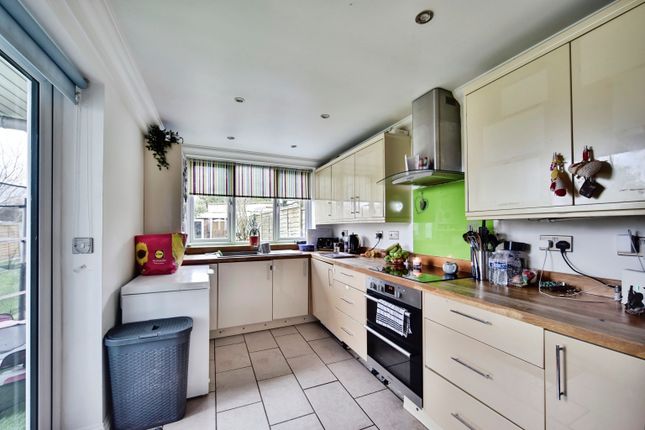 335, Loose Road, Maidstone photo 3