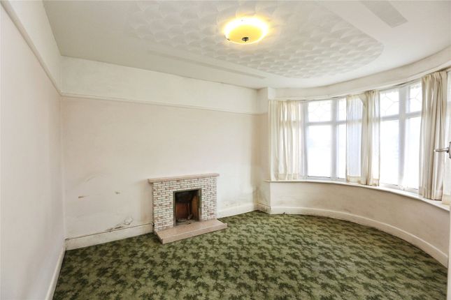 76, Taunton Drive, Hampshire photo 2
