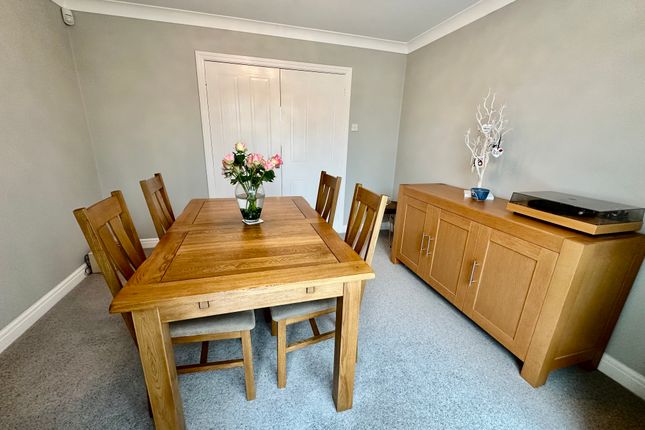 18, Pinefield Road, Doncaster photo 4
