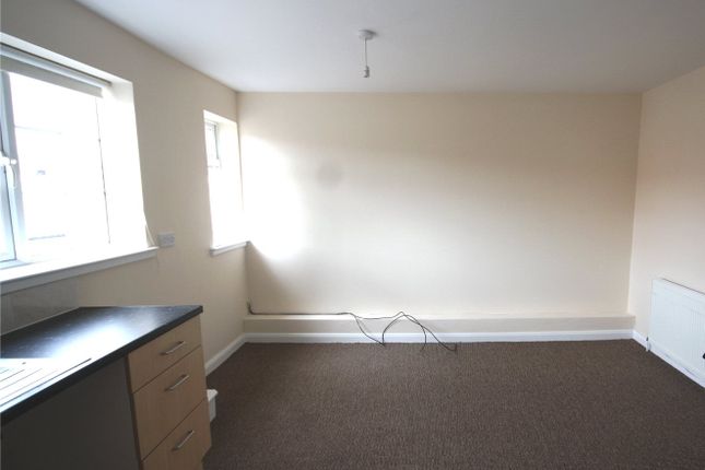 Flat B, 32-34, High Street, Sleaford photo 3