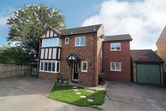 Thumbnail Detached house for sale in Spencer Way, Stowmarket